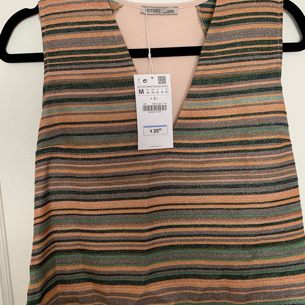 NWT Zara cropped strip top size M